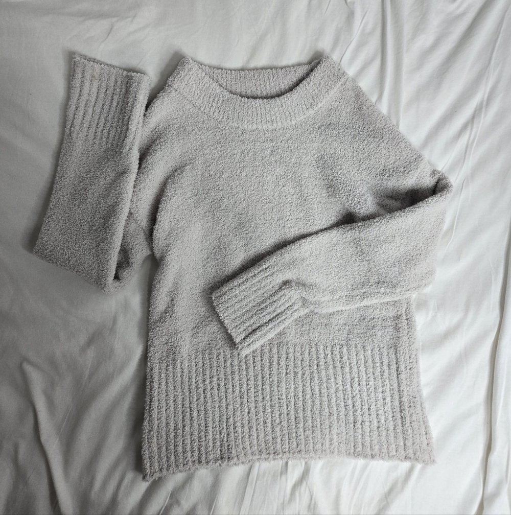 Light Grey Women's Oversized Fleece Sweater NWOT
